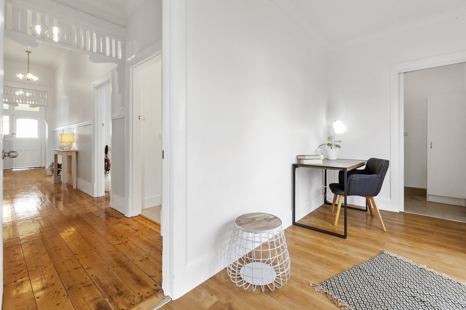 010_Open2view_ID463717-54__Pollock_Street