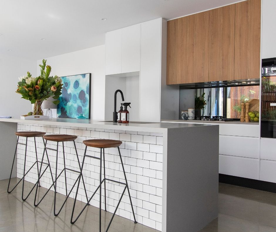 Renovate with Naomi Findlay - Kitchen